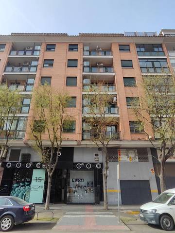 Piso en Alquiler en Calle Juventino Nieto Blanco, 9 en El Pilar - La Estación