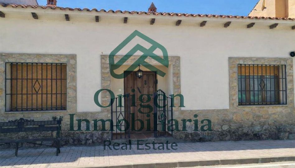 Casa o chalet en venta en Calle Trujillo, 29, Jaraicejo, Cáceres - imagen 1 Foto 1 de Casa o chalet en venta en Calle Trujillo, 29, Jaraicejo, Cáceres