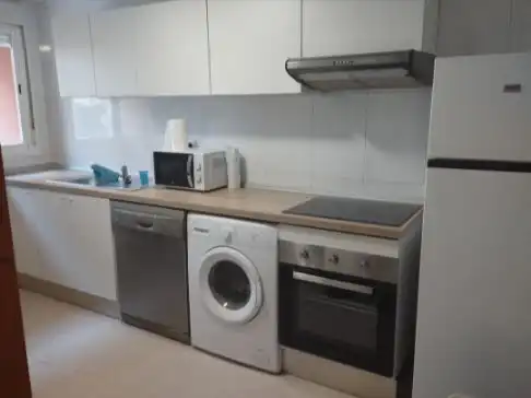 Cocina de Casa adosada de alquiler en Calatorao con Aire acondicionado, Calefacción y Jardín privado