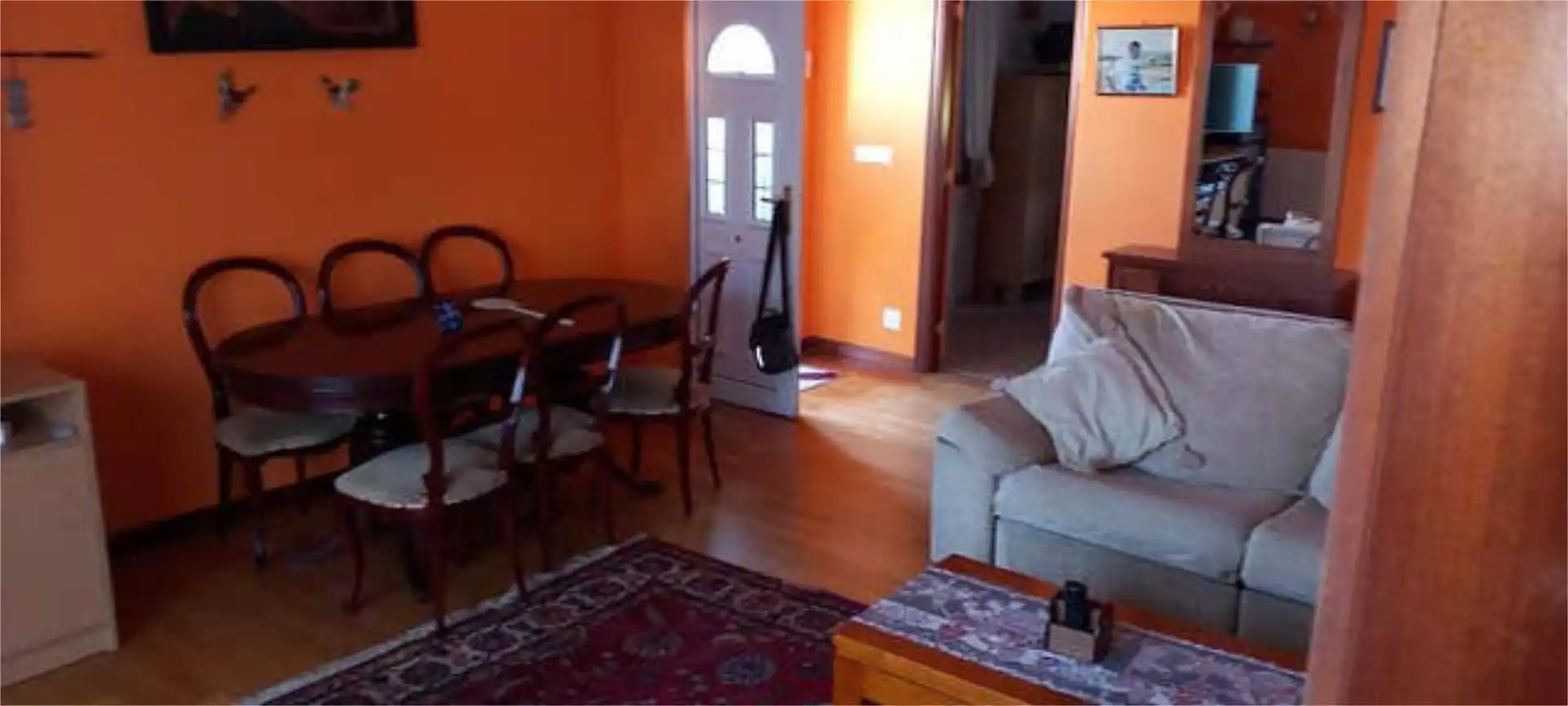 Sala de estar de Casa adosada de alquiler en Baiona con Jardín privado, Terraza y Amueblado