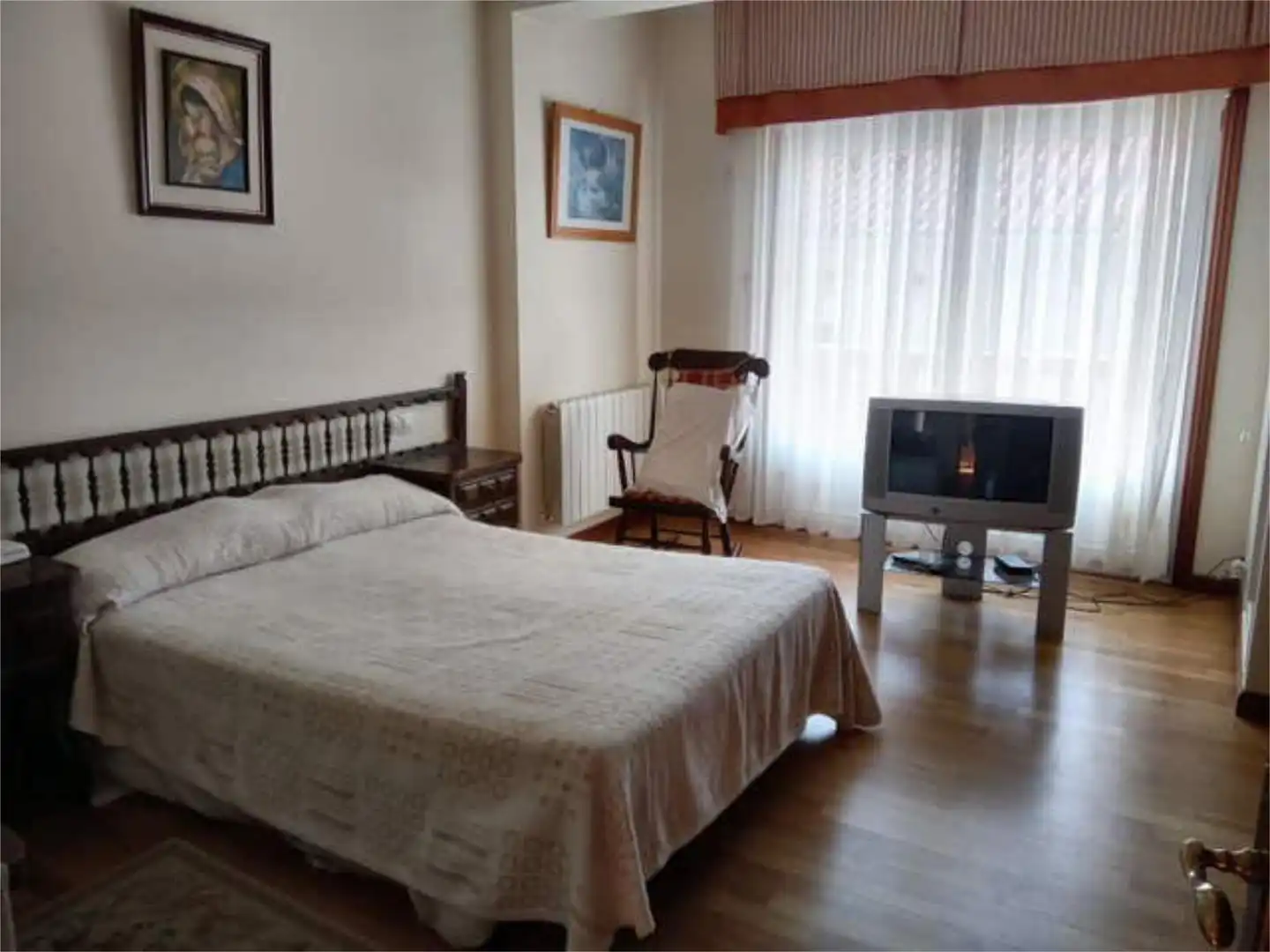 Habitación de Casa adosada de alquiler en Baiona con Jardín privado, Terraza y Amueblado