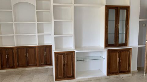 Foto 4 von Maisonette zur Miete in Calle Islas Azores, 19, Ruta de la Plata, Cáceres Capital