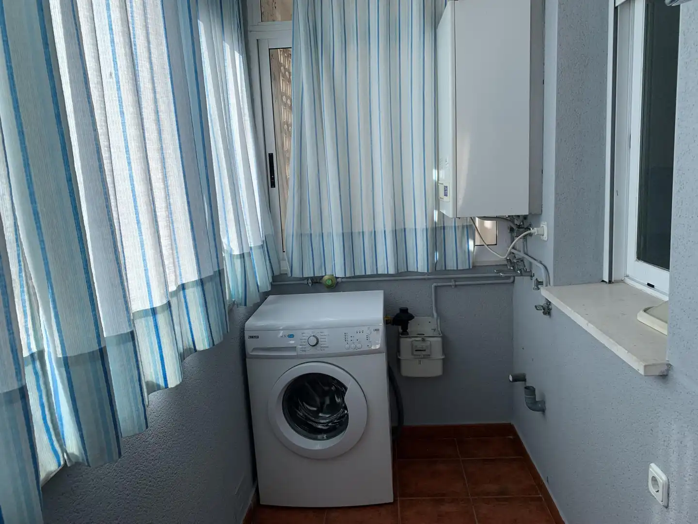 Dúplex de alquiler en Calle Islas Azores, 19, Ruta de la Plata