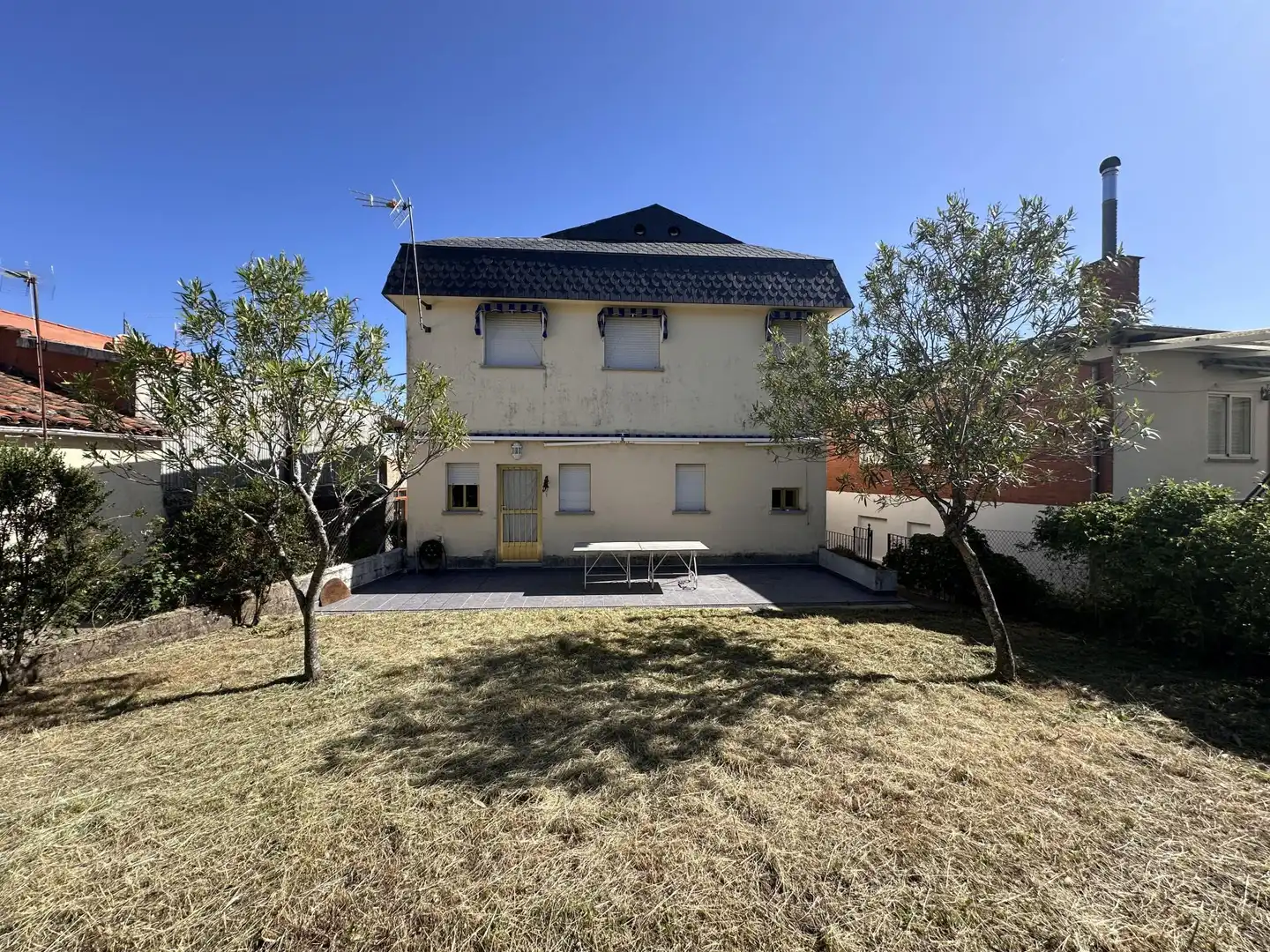 Houses for sale in Calle Segura Sáez, 16, Lagunilla Exterior view of Houses for sale in Lagunilla with Heating, Private garden and Storage room