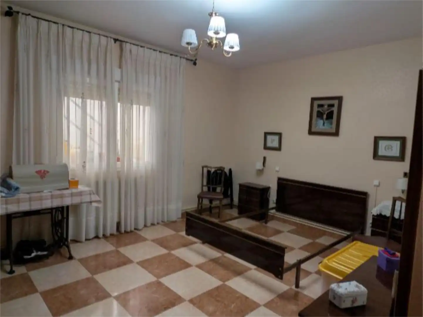 Casa adosada en venta en Madridejos Habitación de Casa adosada en venta en Madridejos