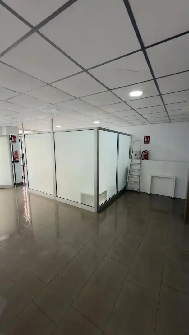 Local de alquiler en Benidorm con Aire acondicionado