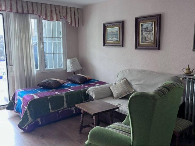 Casa adosada en Venta en Calle de Gomeznarro, 157 en Canillas