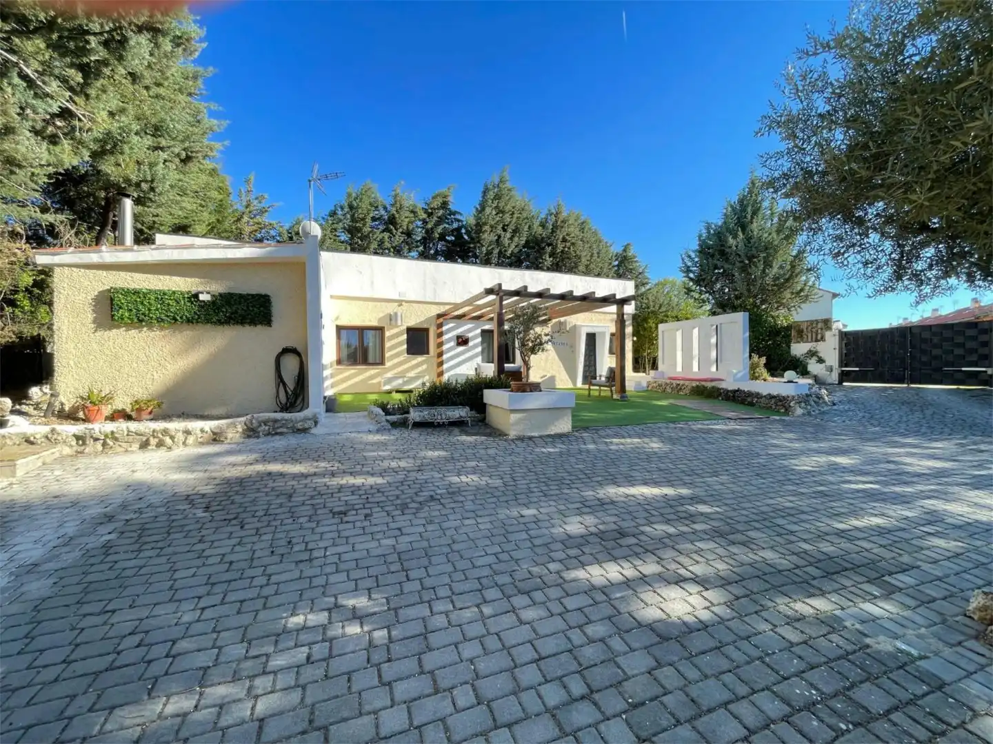 Vista exterior de Casa o chalet en venta en Villalbilla