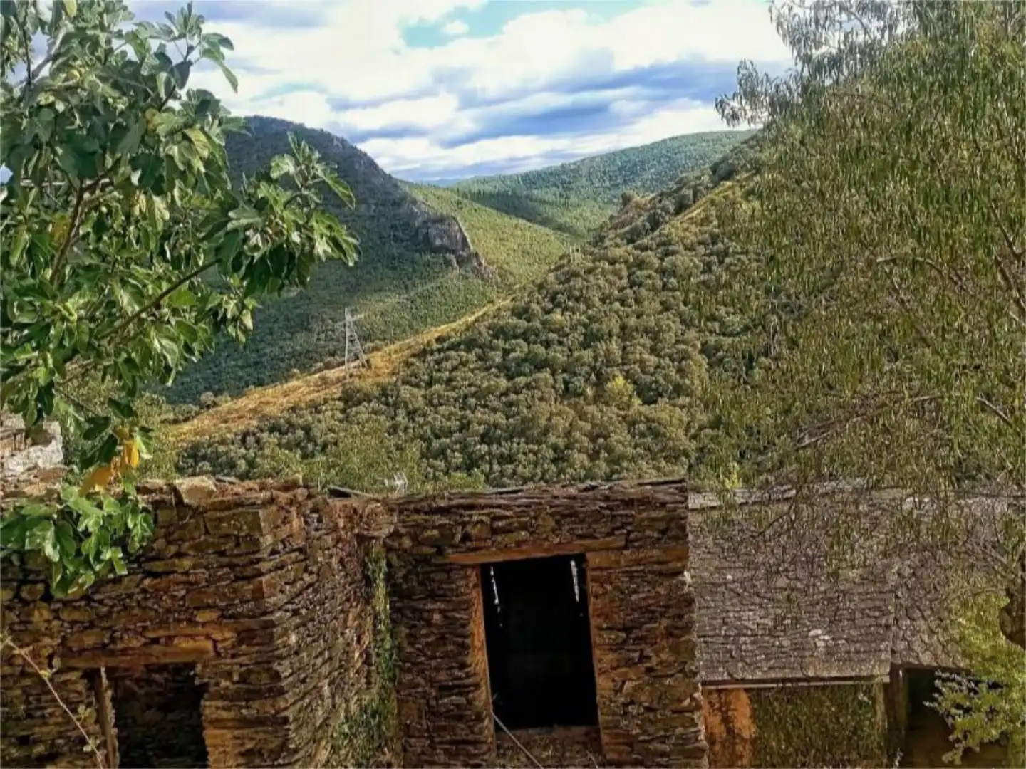 Flat for sale in Calle Ribadeo, 37, Villafranca del Bierzo Exterior view of Flat for sale in Villafranca del Bierzo
