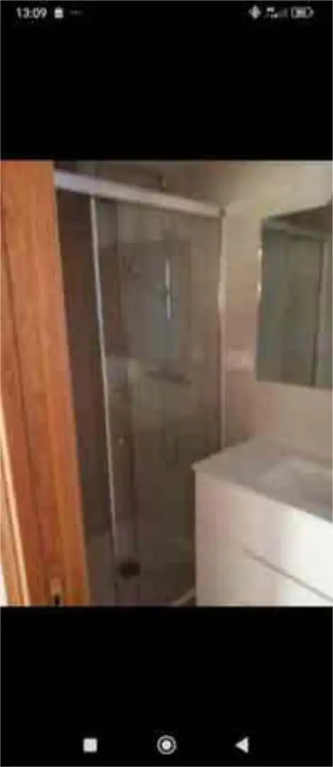 Piso de alquiler en Cuatro Caminos - Plaza de la Cubela Baño de Piso de alquiler en A Coruña Capital con Terraza