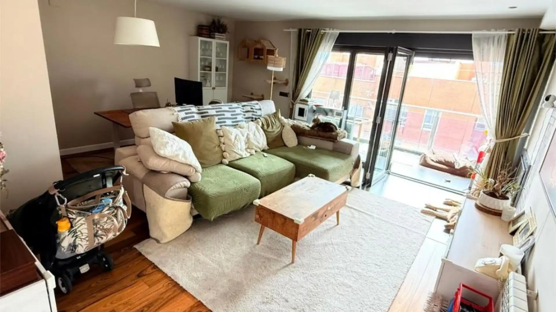 Wohnung zur Miete in Calle del Marqués de la Valdavia, 95, Norte Wohnzimmer von Wohnung zur Miete in Alcobendas mit Klimaanlage, Heizung und Parkett