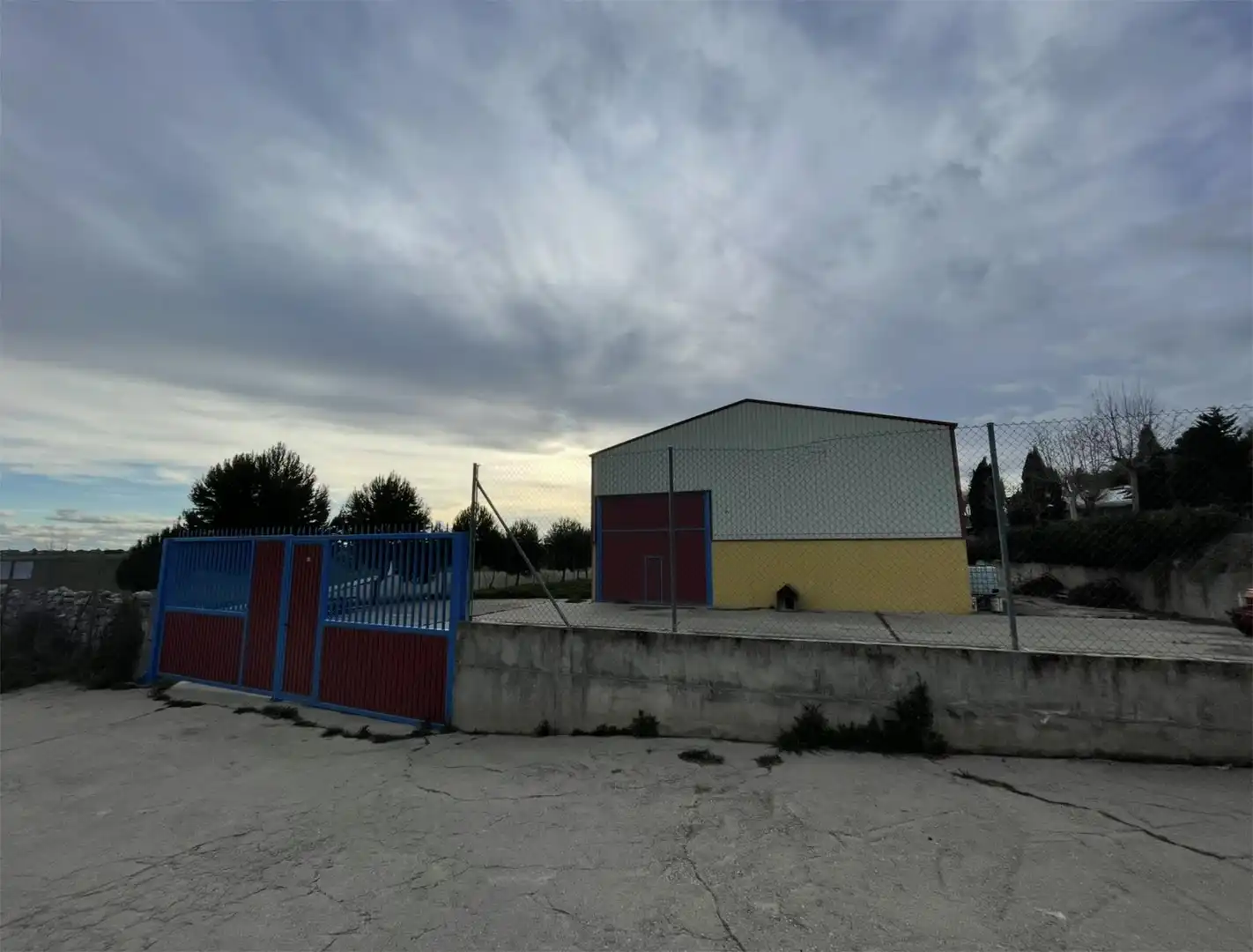 Commercial properties for sale in Camino de Geria, Simancas Exterior view of Commercial properties for sale in Simancas