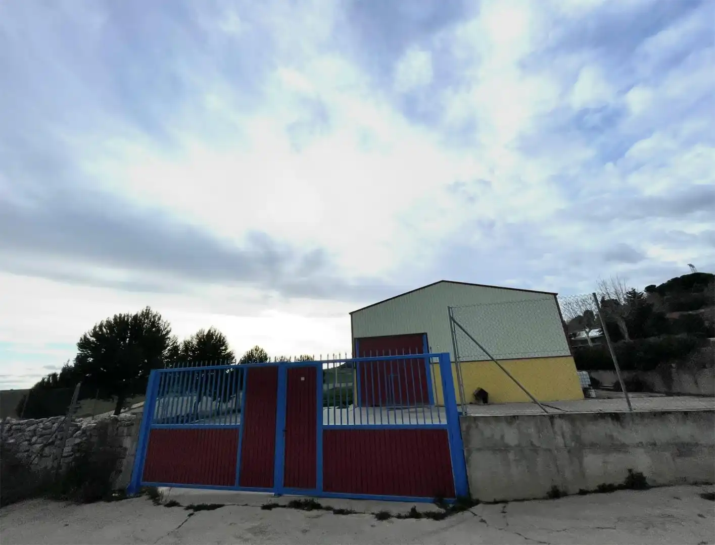 Commercial properties for sale in Camino de Geria, Simancas Exterior view of Commercial properties for sale in Simancas