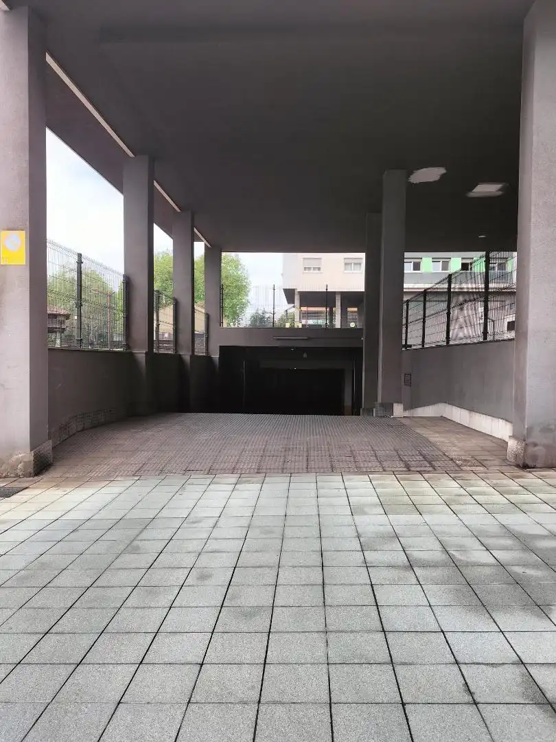 Garaje en venta en Calle Concejo de Villayón, 1, Jove Parking de Garaje en venta en Gijón