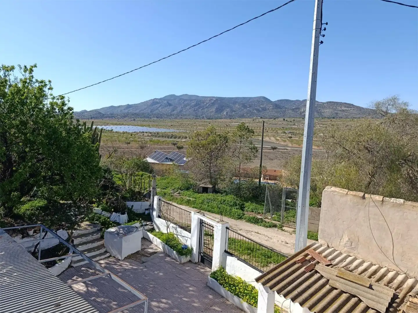 Finca rústica en venta en Calle López Seva, 28, El Pinós / Pinoso Vista exterior de Finca rústica en venta en El Pinós / Pinoso con Jardín privado y Terraza