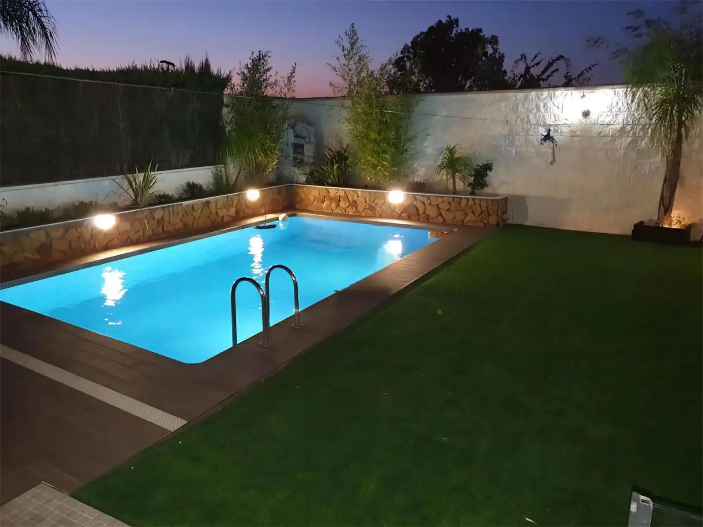 Swimming pool of Flat for sale in Alcalá de Guadaira  with Air Conditioner, Heating and Private garden
