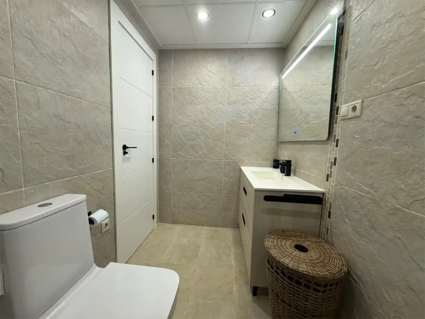 Bathroom of Flat for rent in Pulpí  with Air Conditioner, Heating and Private garden