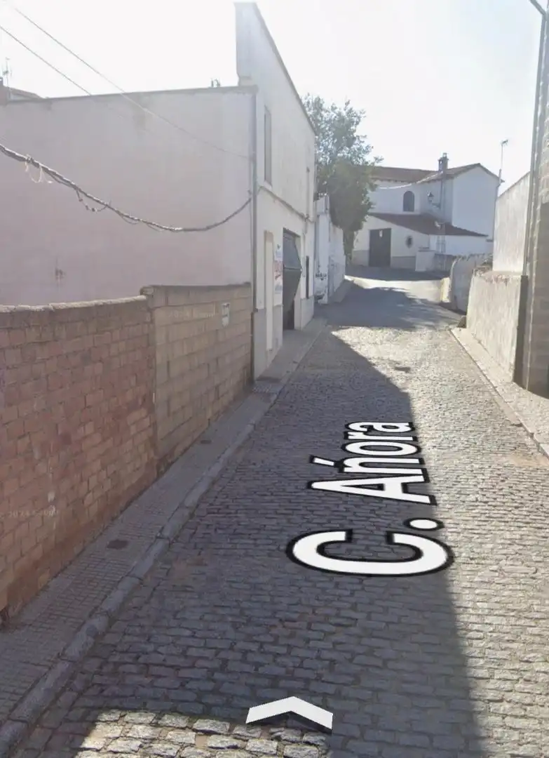 Land for sale in Calle Hernán Ruiz, 1, Pedroche Parking of Land for sale in Pedroche