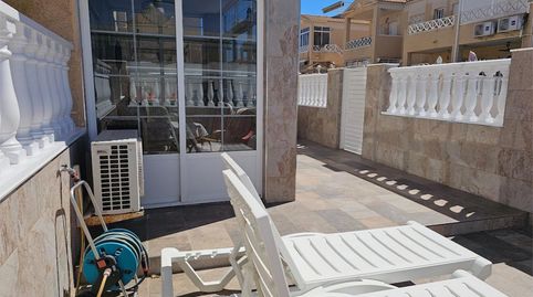 Foto 2 de Piso en venta en Calle Pablo Mercader Torregrosa, 67, Parque Acuático - Sector 25, Torrevieja