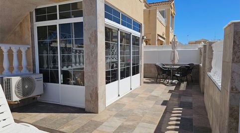 Foto 4 de Piso en venta en Calle Pablo Mercader Torregrosa, 67, Parque Acuático - Sector 25, Torrevieja