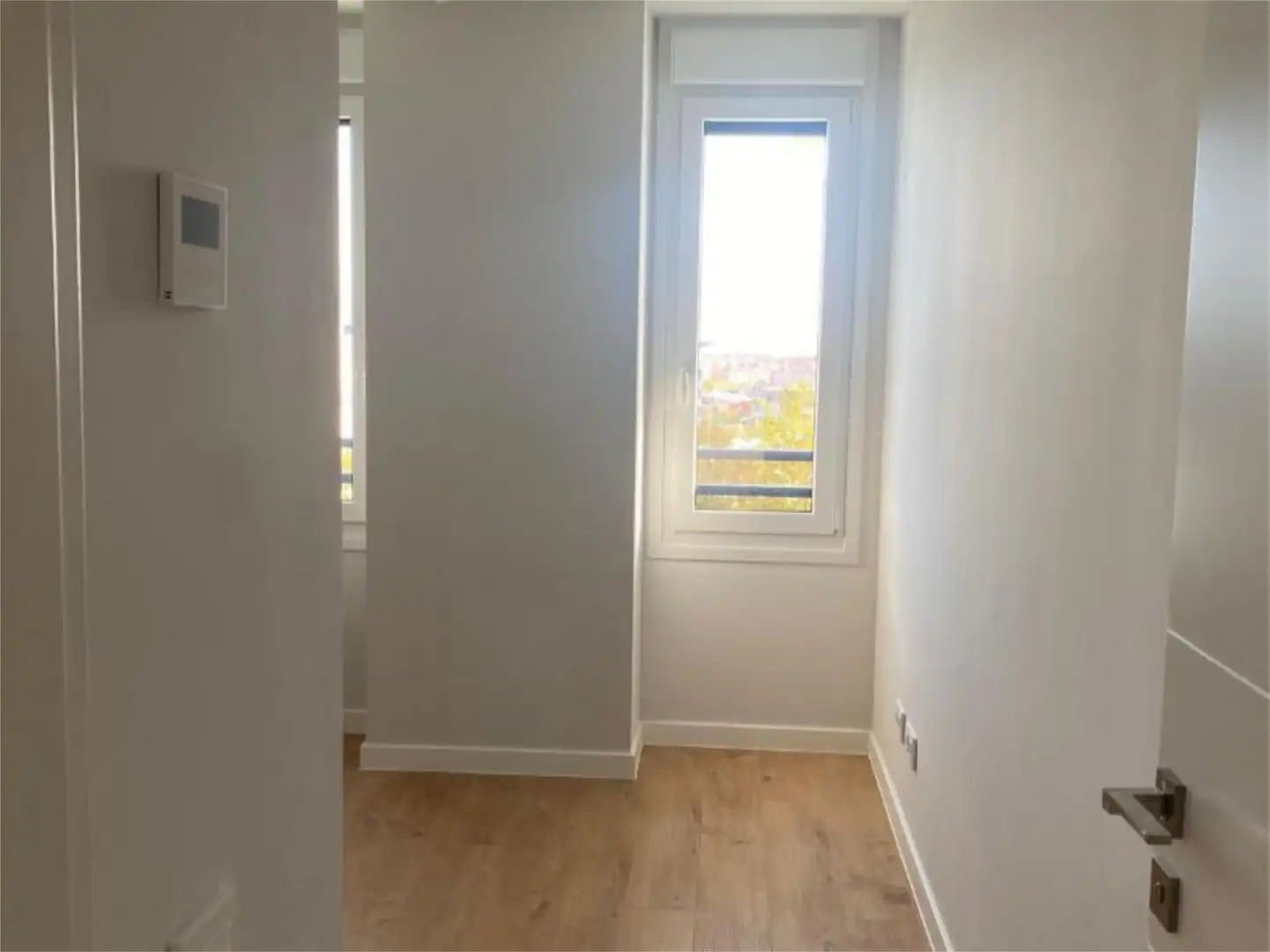 Piso en venta en Calle de Dulce Chacón, 25, Virgen del Cortijo - Manoteras Habitación de Piso en venta en Madrid Capital con Aire acondicionado, Terraza y Piscina