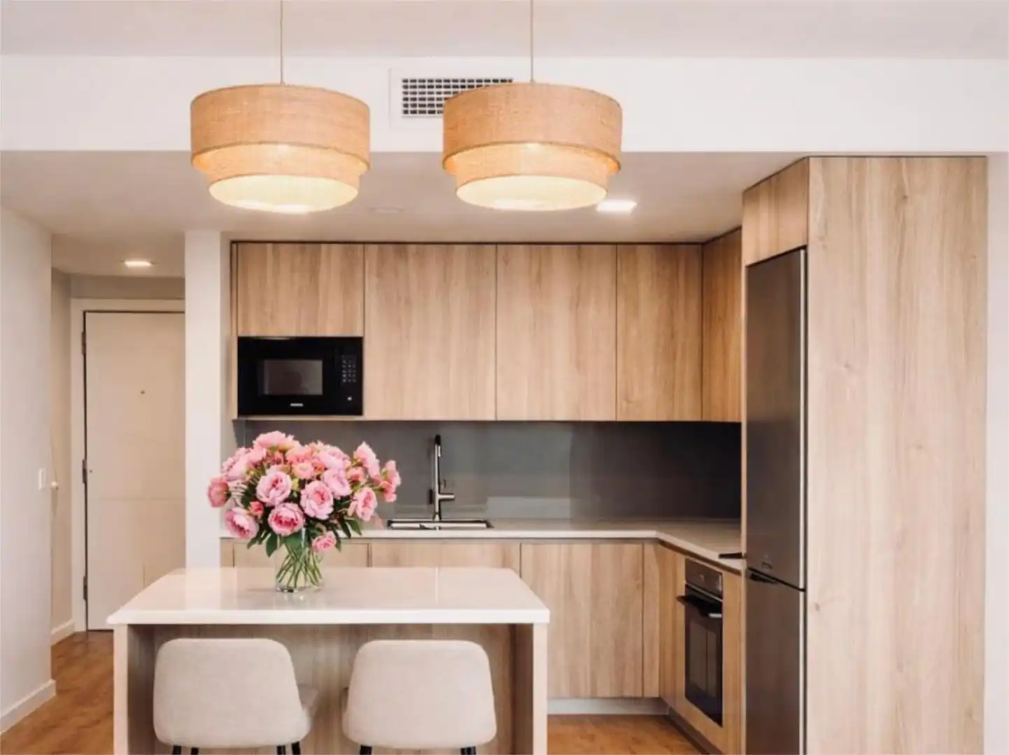 Piso en venta en Calle de Dulce Chacón, 25, Virgen del Cortijo - Manoteras Cocina de Piso en venta en Madrid Capital con Aire acondicionado, Terraza y Piscina