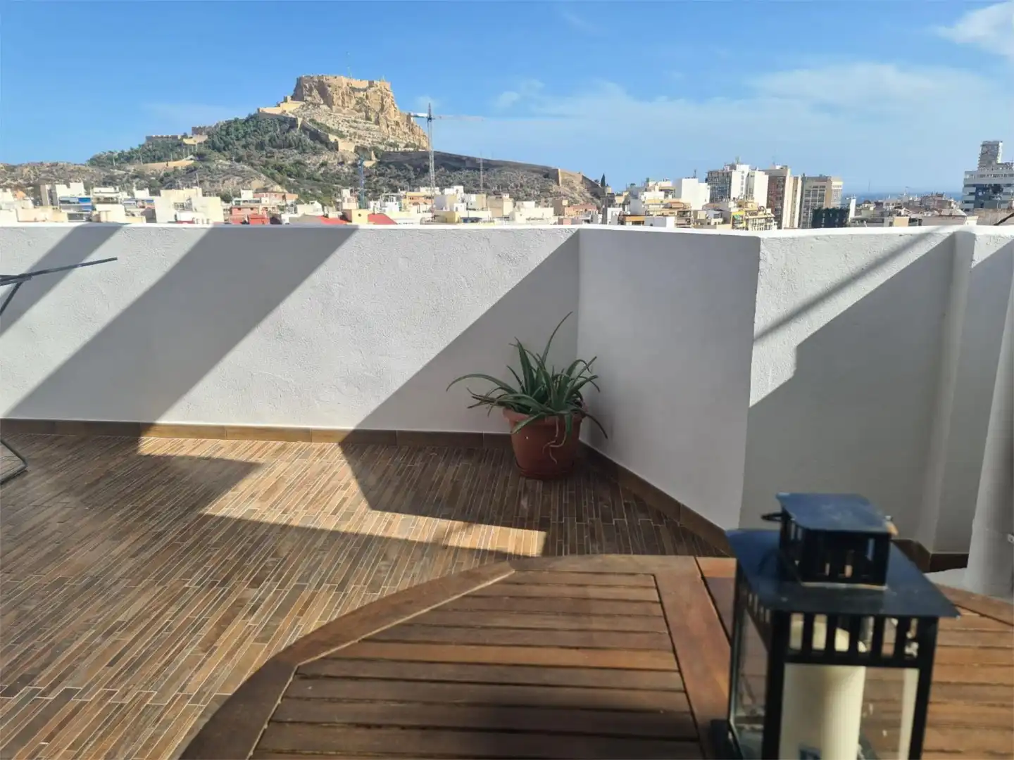 Pis de lloguer a Carrer Poeta Carmelo Calvo, 5, Mercado