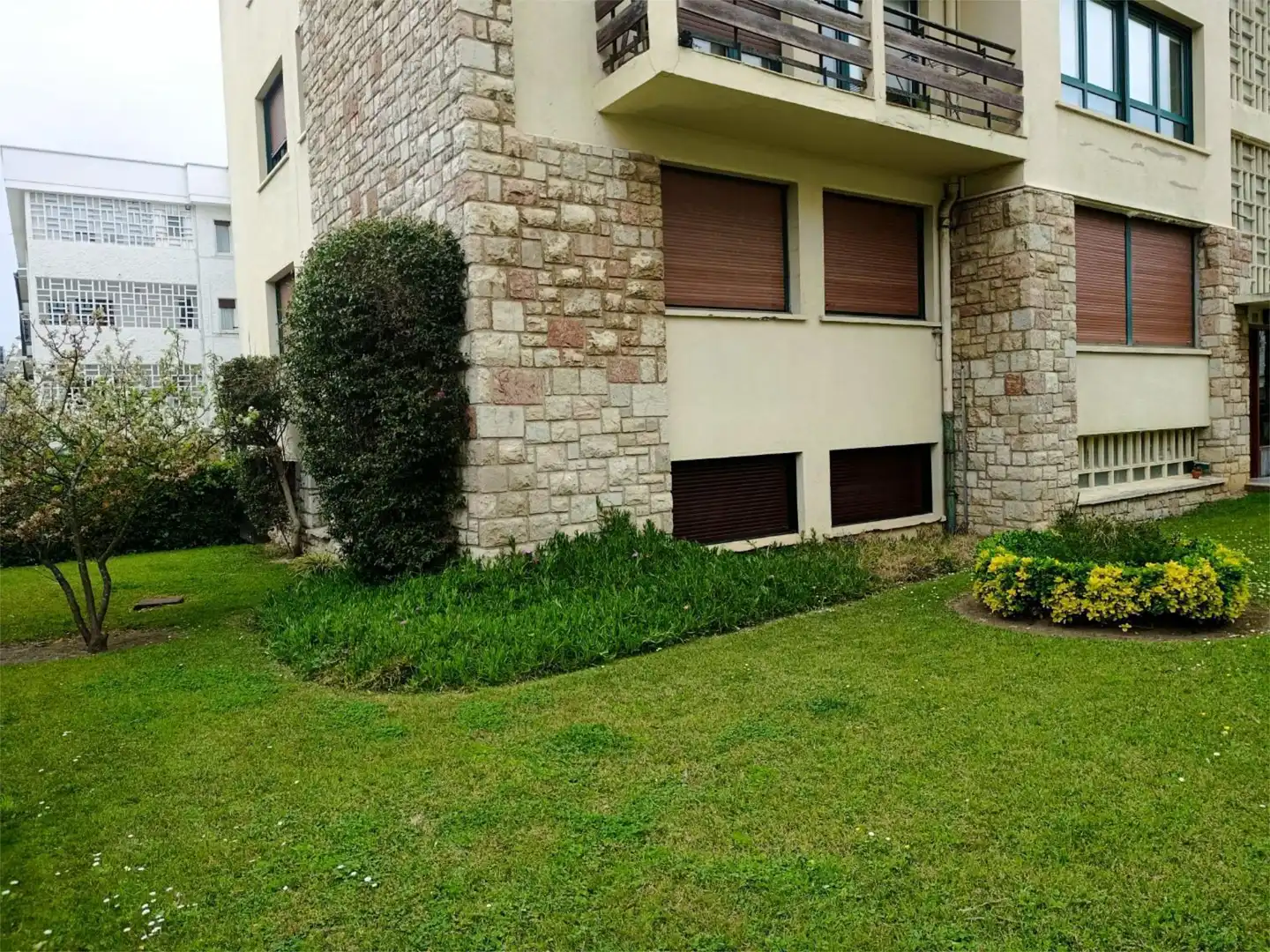 Außenansicht von Wohnungen zur Miete in Zarautz mit Heizung, Parkett und Möbliert