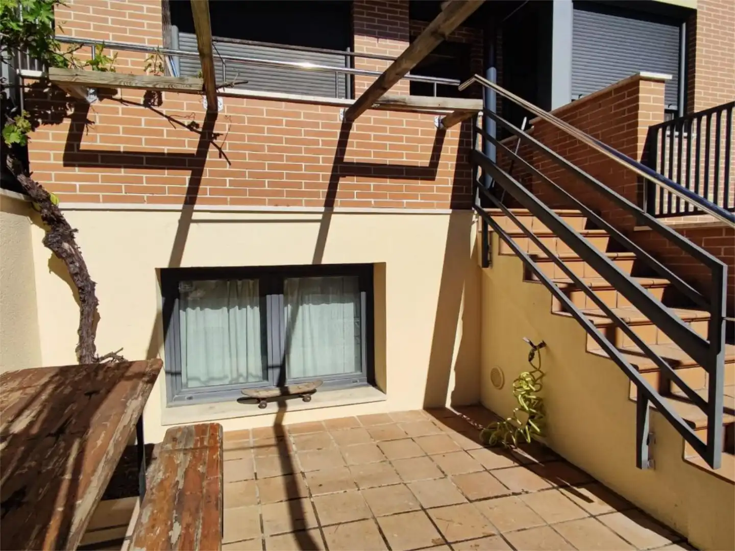 Terraza de Casa o chalet en venta en Laguna de Duero con Calefacción, Jardín privado y Parquet