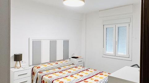 Piso de alquiler en Calle Arturo Gazul, 10, Ciudad Jardín, Badajoz Capital - imagen 5 Foto 5 de Piso de alquiler en Calle Arturo Gazul, 10, Ciudad Jardín, Badajoz Capital