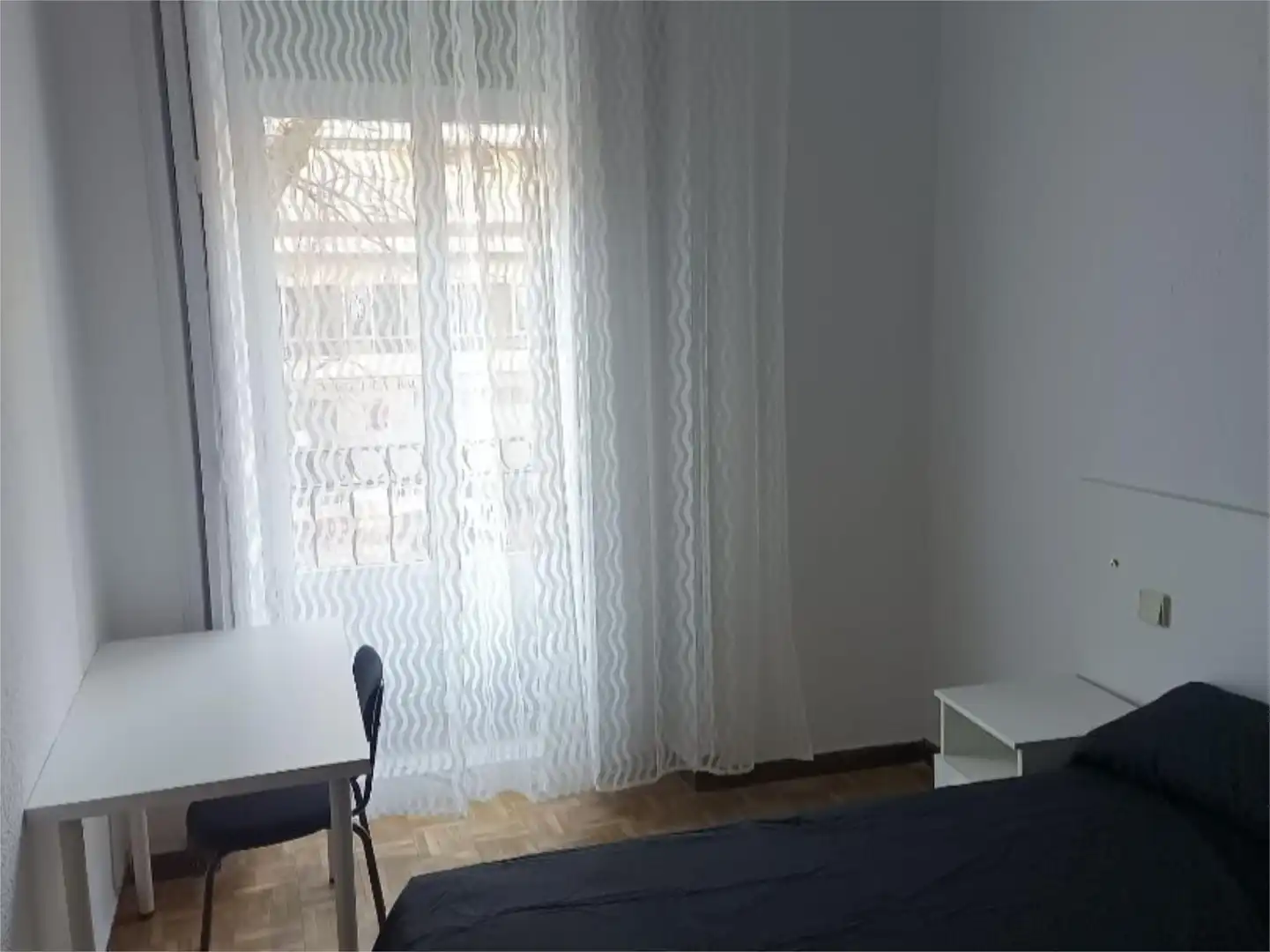 Bedroom of Flat for rent in  Madrid Capital  with Air Conditioner, Heating and Furnished