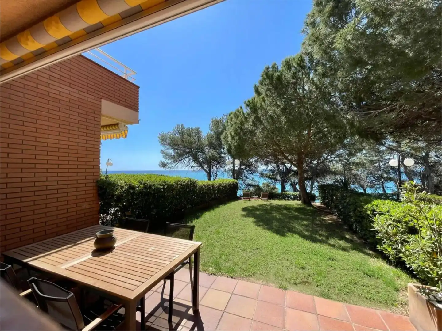 Casa adosada en venta en Carrer del Pas de la Mala Dona, 8, Pla de Maset - Cap de Salou Jardín de Casa adosada en venta en Salou con Calefacción, Jardín privado y Parquet
