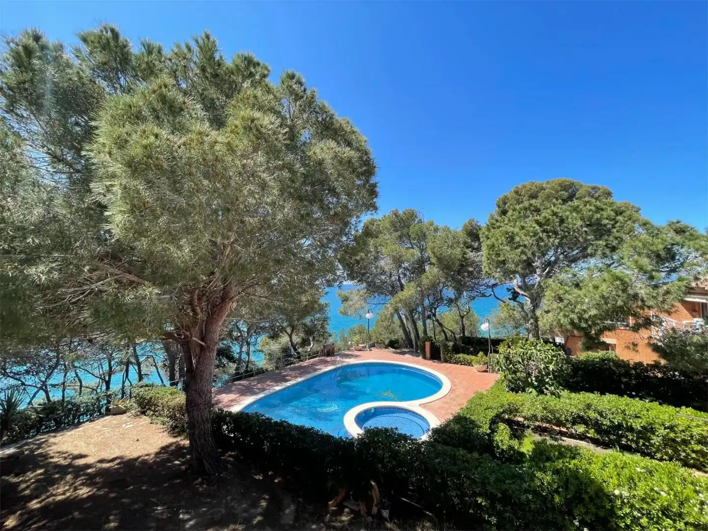 Casa adosada en venta en Carrer del Pas de la Mala Dona, 8, Pla de Maset - Cap de Salou Piscina de Casa adosada en venta en Salou con Calefacción, Jardín privado y Parquet