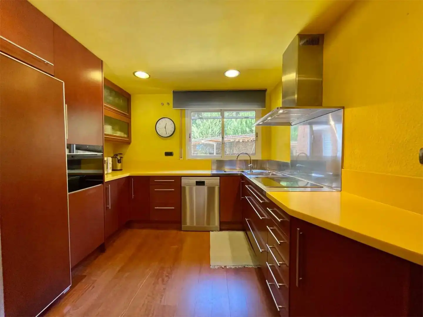 Casa adosada en venta en Carrer del Pas de la Mala Dona, 8, Pla de Maset - Cap de Salou Cocina de Casa adosada en venta en Salou con Calefacción, Jardín privado y Parquet