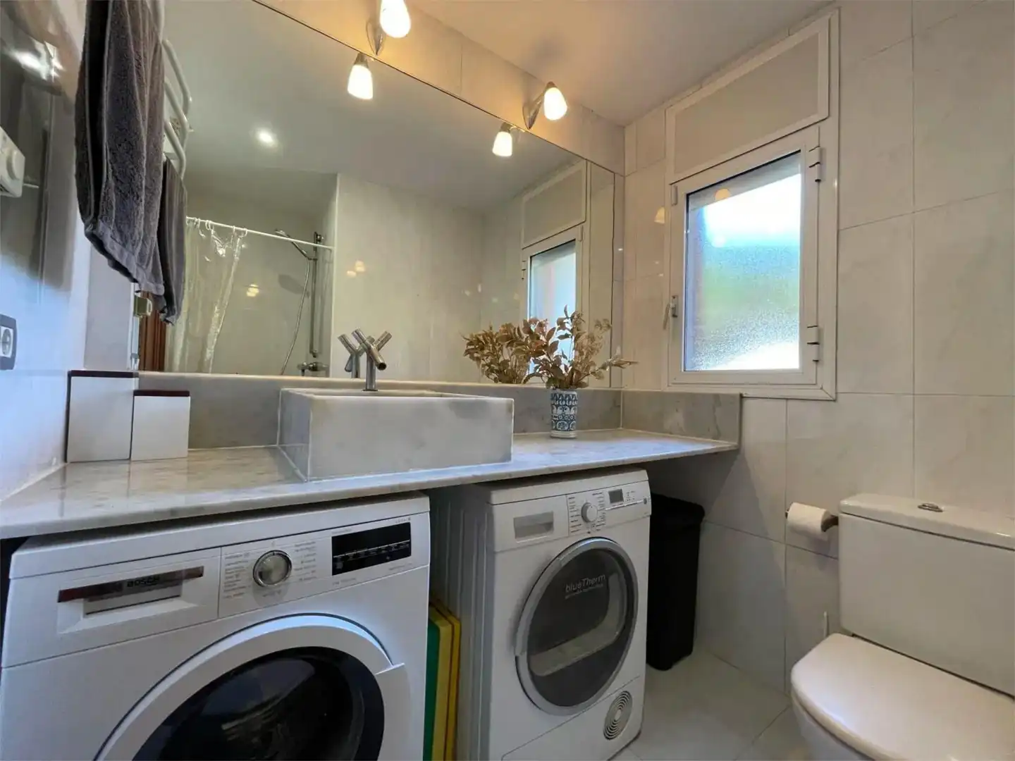 Casa adosada en venta en Carrer del Pas de la Mala Dona, 8, Pla de Maset - Cap de Salou Baño de Casa adosada en venta en Salou con Calefacción, Jardín privado y Parquet