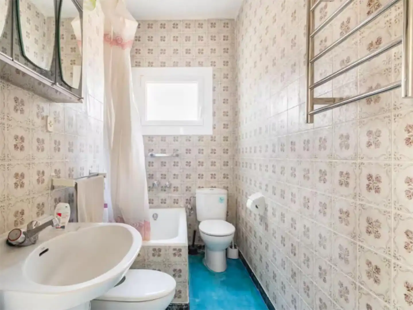Room in Passeig del Roser, 74, Mira-sol