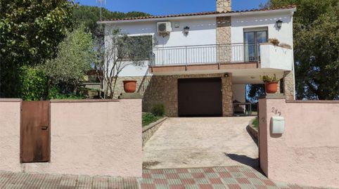 Foto 2 de Piso en venta en Urbanitzacio Bosq Batlloria, 237, Riells i Viabrea, Girona