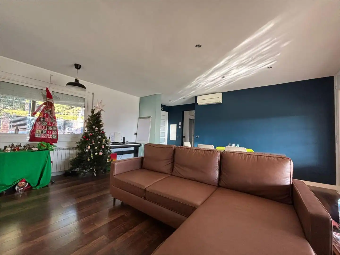 Living room of Houses for rent in Viladecavalls  with Air Conditioner, Heating and Private garden
