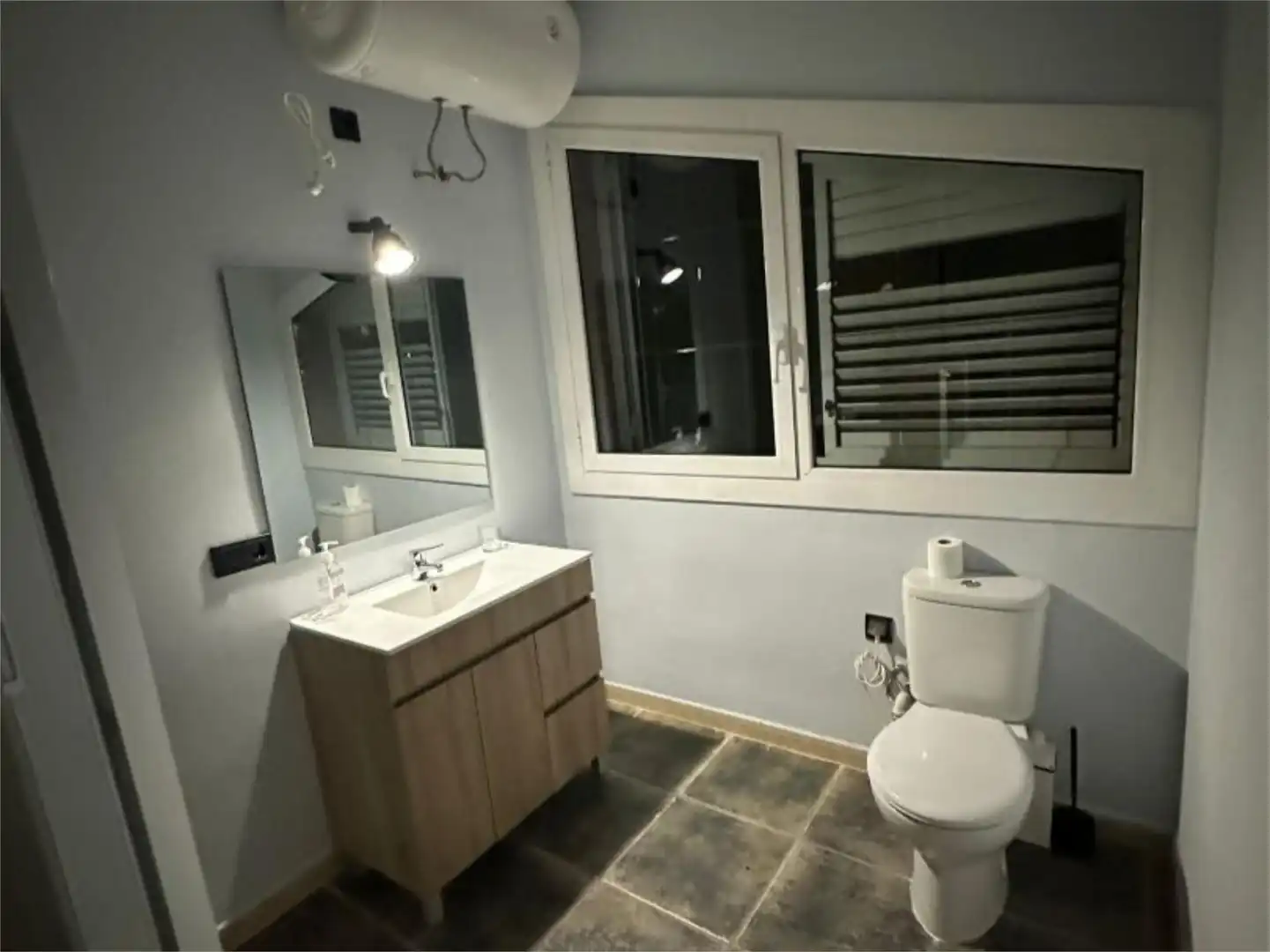Bathroom of Houses for rent in Viladecavalls  with Air Conditioner, Heating and Private garden