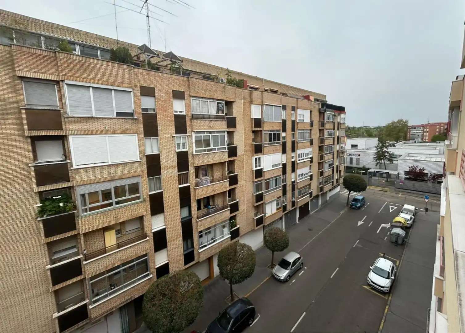 Pis en venda a Calle Cabo Noval, 57, Delicias Vista exterior de Pis en venda en Valladolid amb Calefacció