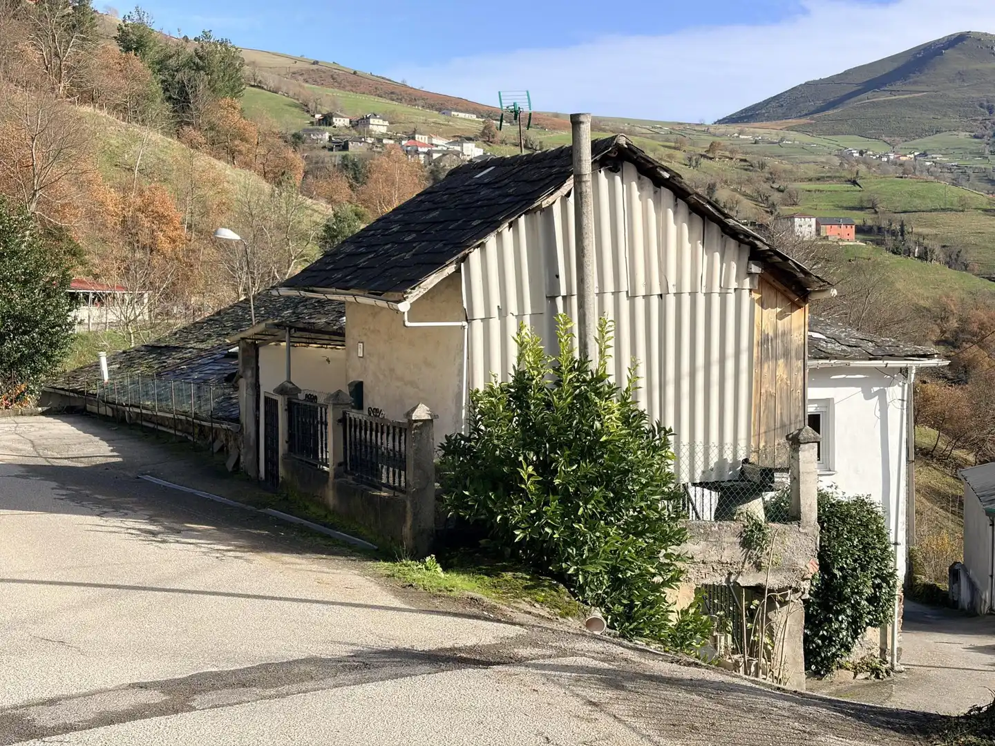 Casa o chalet en venta en Cangas del Narcea Vista exterior de Casa o chalet en venta en Cangas del Narcea