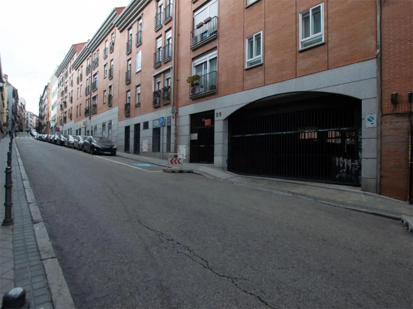 Parking of Flat for sale in Madrid  with Air Conditioner, Heating and Private garden