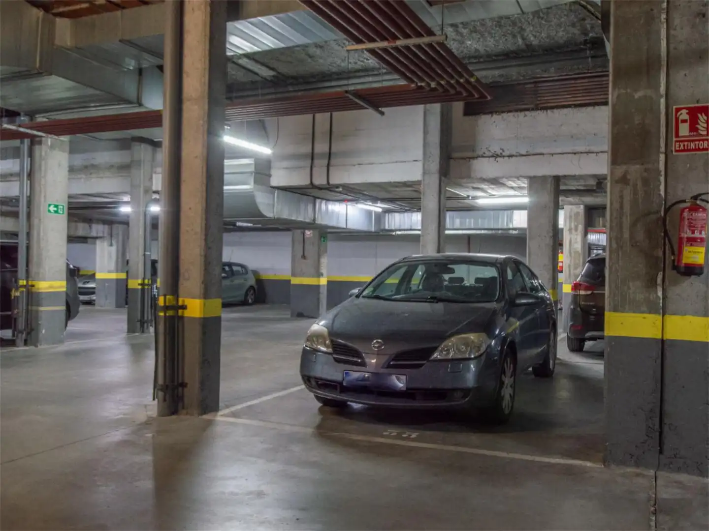 Parking of Flat for sale in Madrid  with Air Conditioner, Heating and Private garden
