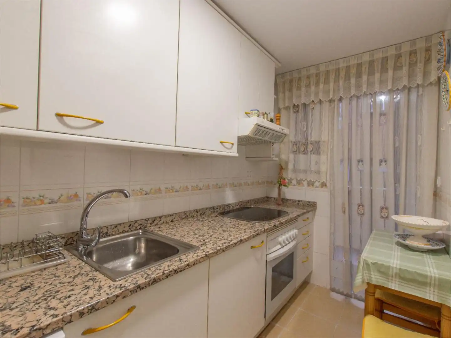 Kitchen of Flat for sale in Madrid  with Air Conditioner, Heating and Private garden