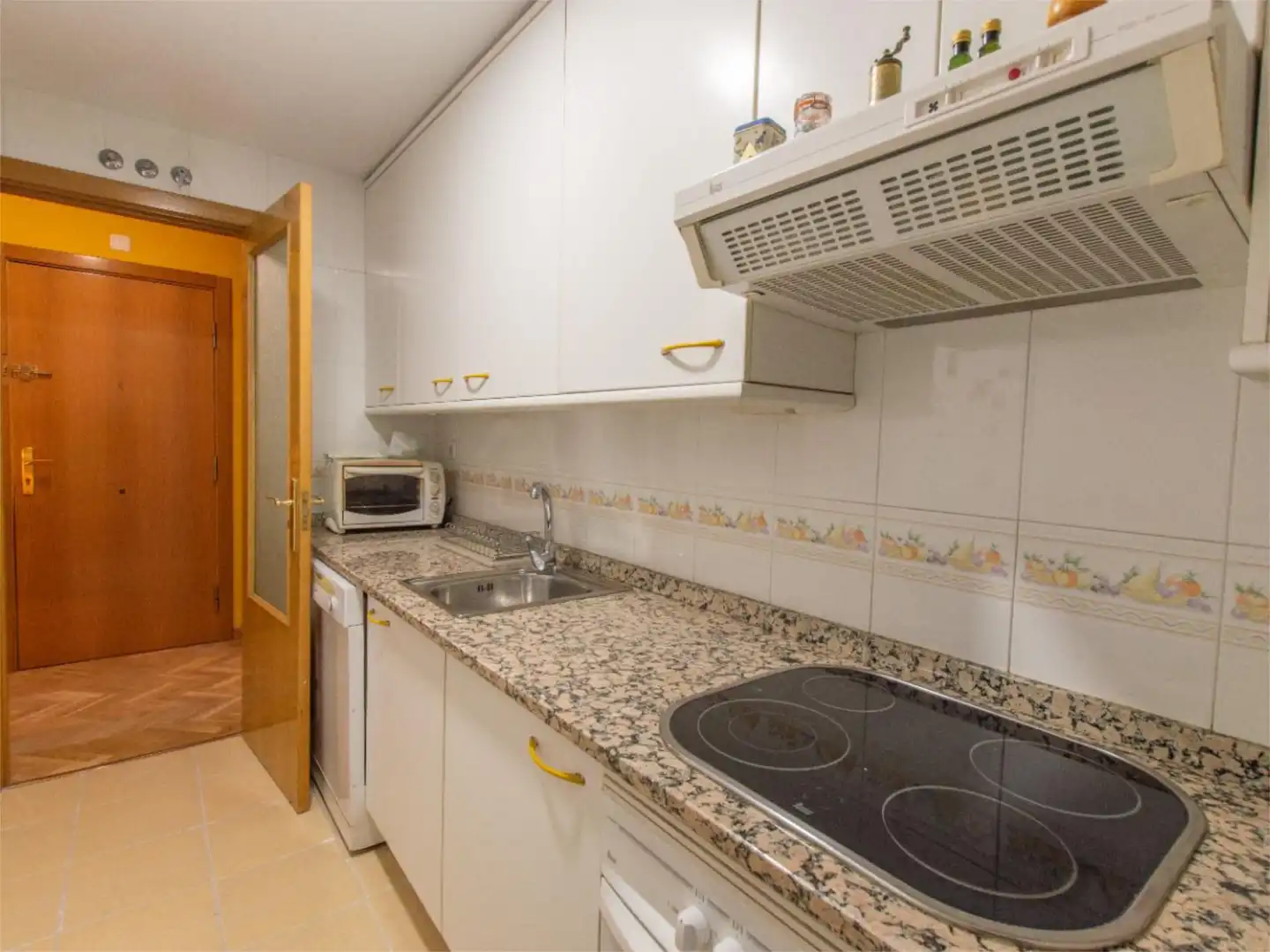 Kitchen of Flat for sale in Madrid  with Air Conditioner, Heating and Private garden
