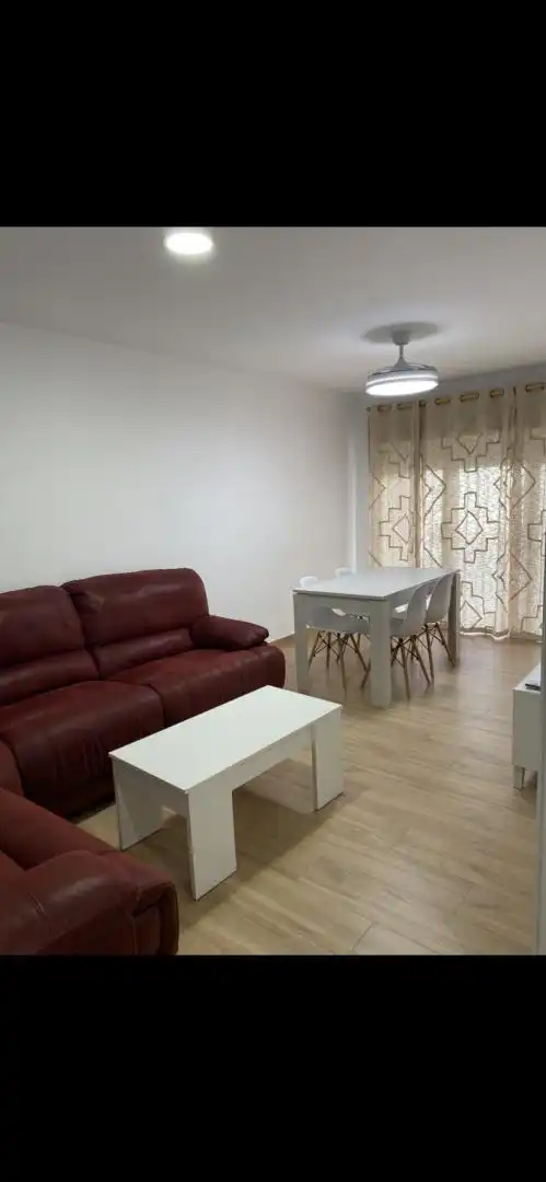 Sala de estar de Piso de alquiler en Guadix con Amueblado y Balcón