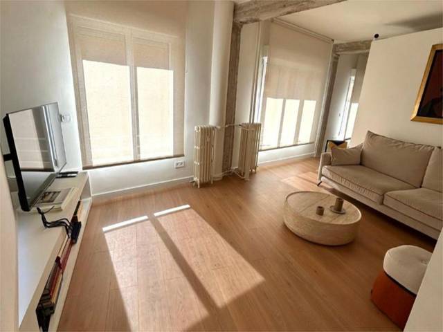 Piso en Venta en Calle de Pinilla del Valle, 5 en Prosperidad