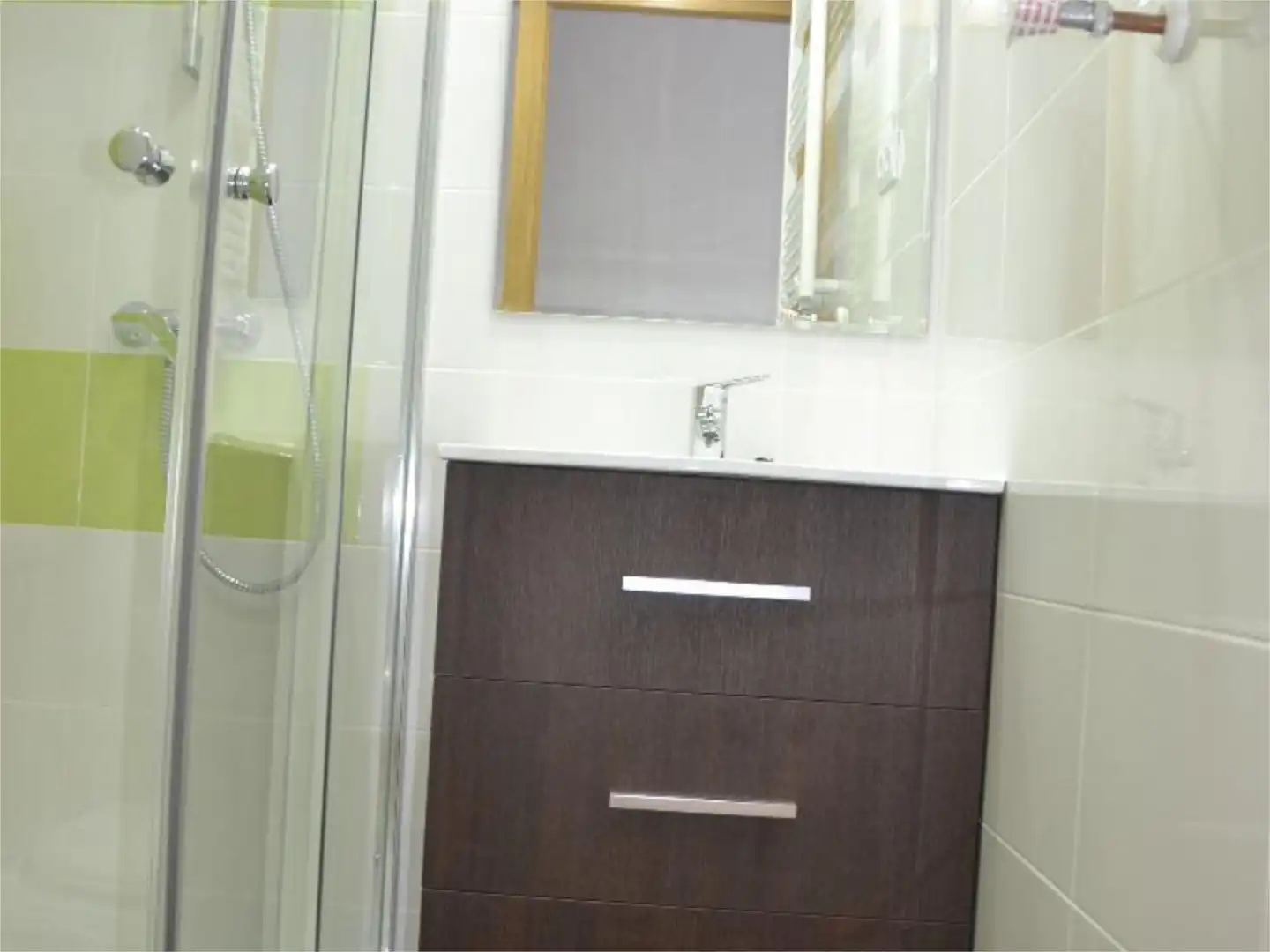 Room in Calle Azabache, 4, Opañel