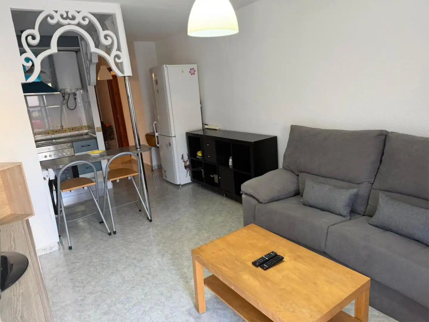 Casa o chalet de alquiler en Calle Constitución, 10, Aldeacentenera Sala de estar de Casa o chalet de alquiler en Aldeacentenera con Amueblado