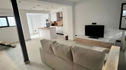 Foto 2 von Einfamilien-Reihenhaus zur Miete in Calle Aguardenteria, 3, Las Tinajerías - Juderías, Lucena